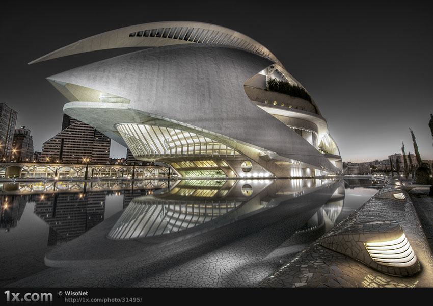 <i>Space City III <a href='http://wangyeba.net/'>by WisoNet</a></i>