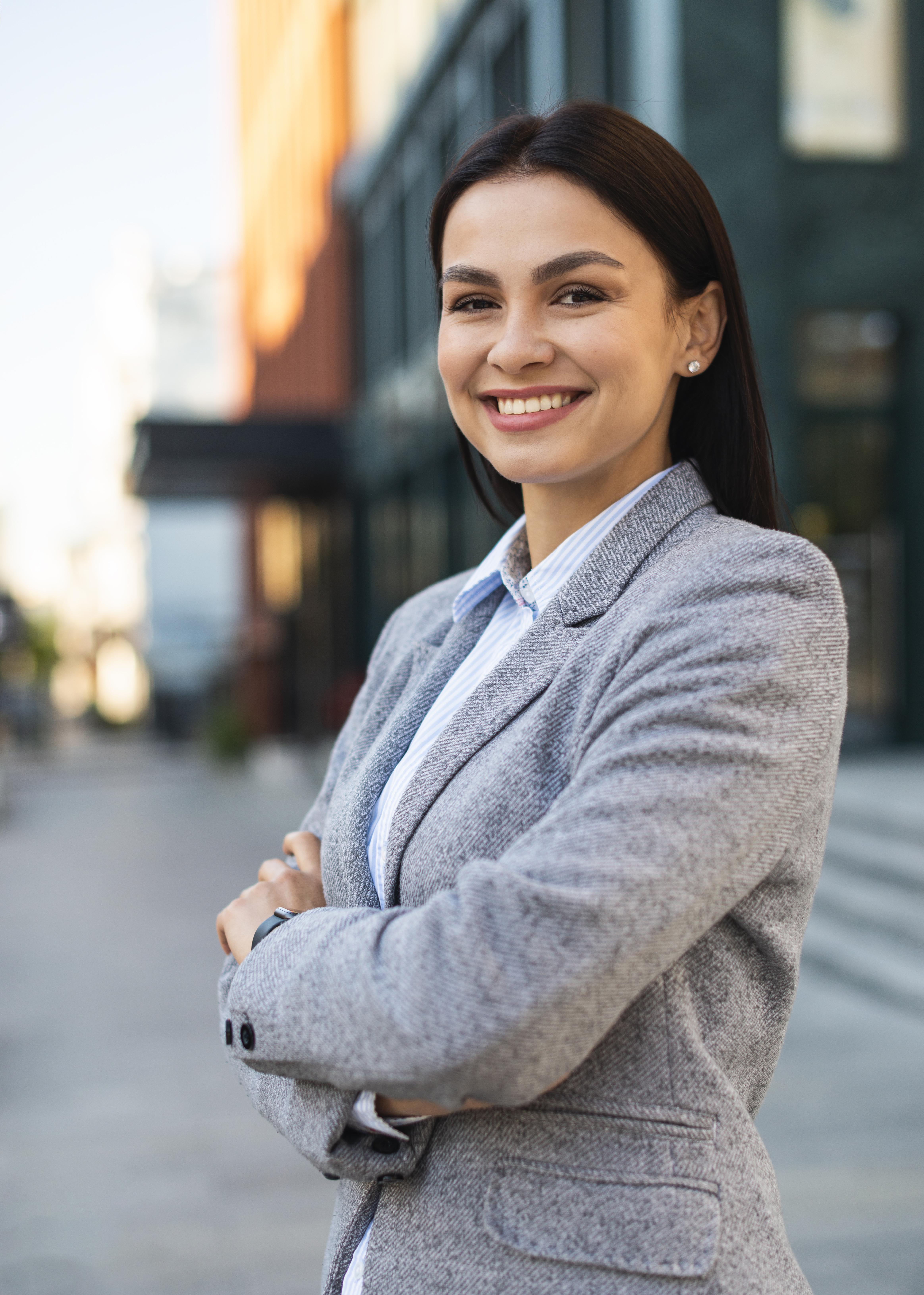 smiley-businesswoman